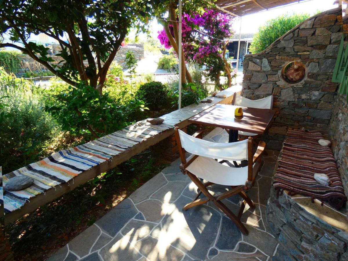 Το Κατἑ Aparthotel Artemonas Exteriör bild