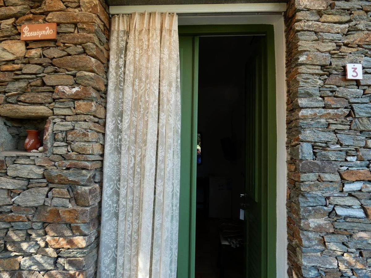 Το Κατἑ Aparthotel Artemonas Exteriör bild