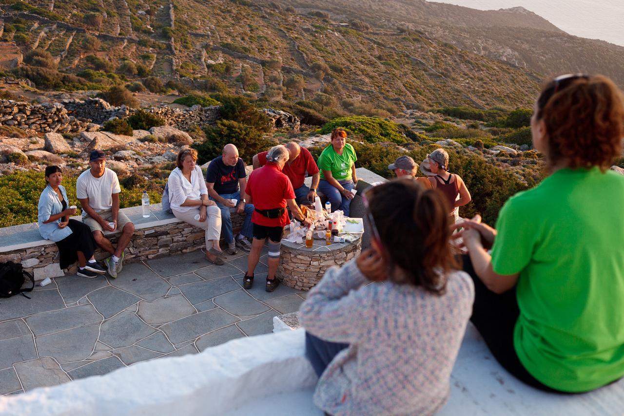 Το Κατἑ Aparthotel Artemonas Exteriör bild