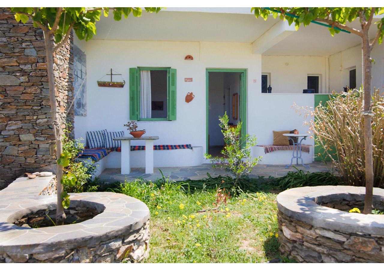 Το Κατἑ Aparthotel Artemonas Exteriör bild