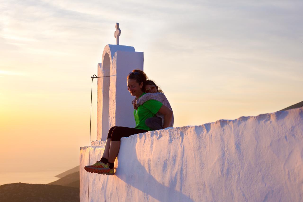 Το Κατἑ Aparthotel Artemonas Exteriör bild